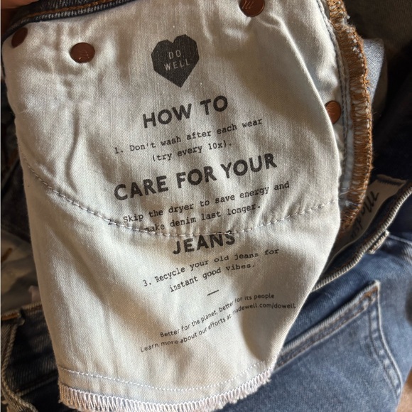 Madewell Mid Rise Kick Out Cropped Jean Size 28 in Brinton Wash - Picture 9 of 11